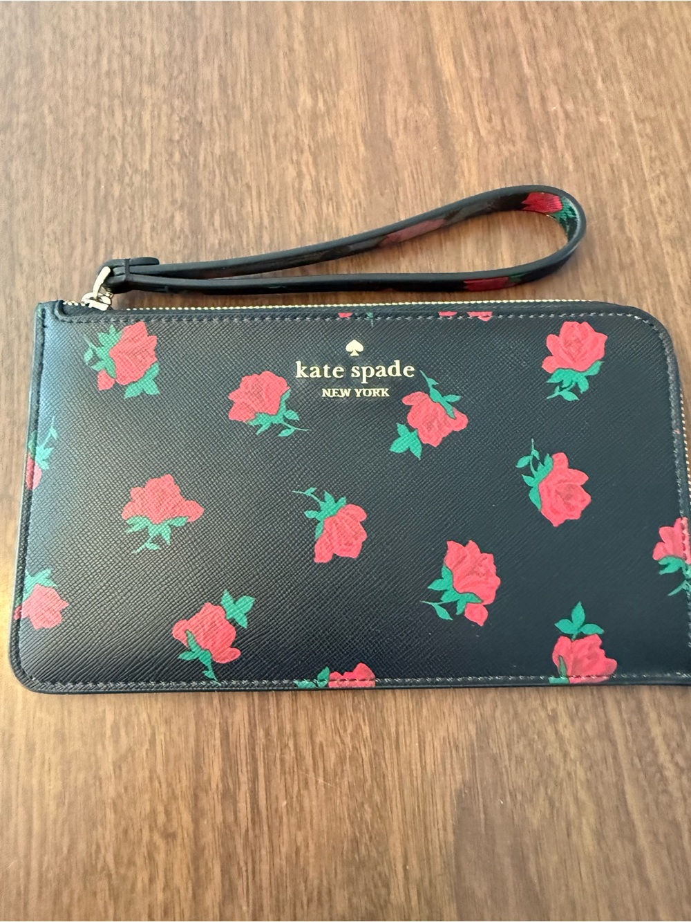 kate spade Black Rose Print Zip Wristlet
